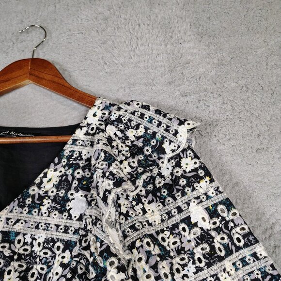 En Saison Alessandra Top Women's XS Black White Floral Eyelet Embroidered Ruffle - Picture 3 of 10